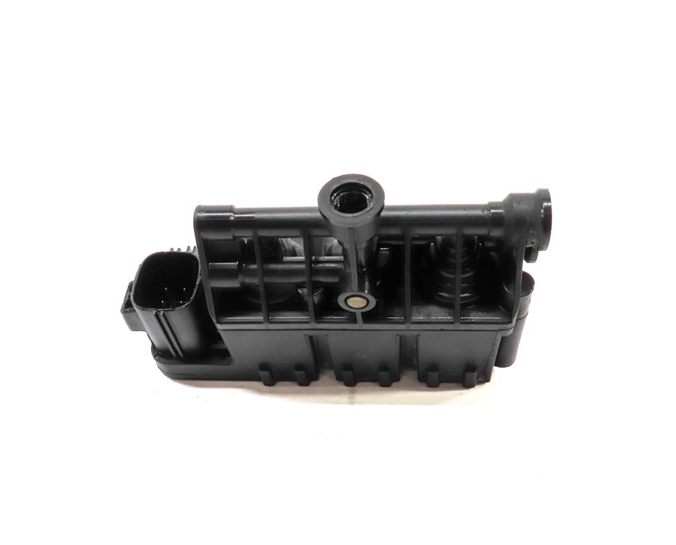 Thumbnail 4: 2010 RANGE ROVER (L322) FRONT AIR SUSPENSION TRANSFER RELIEF VALVE BLOCK