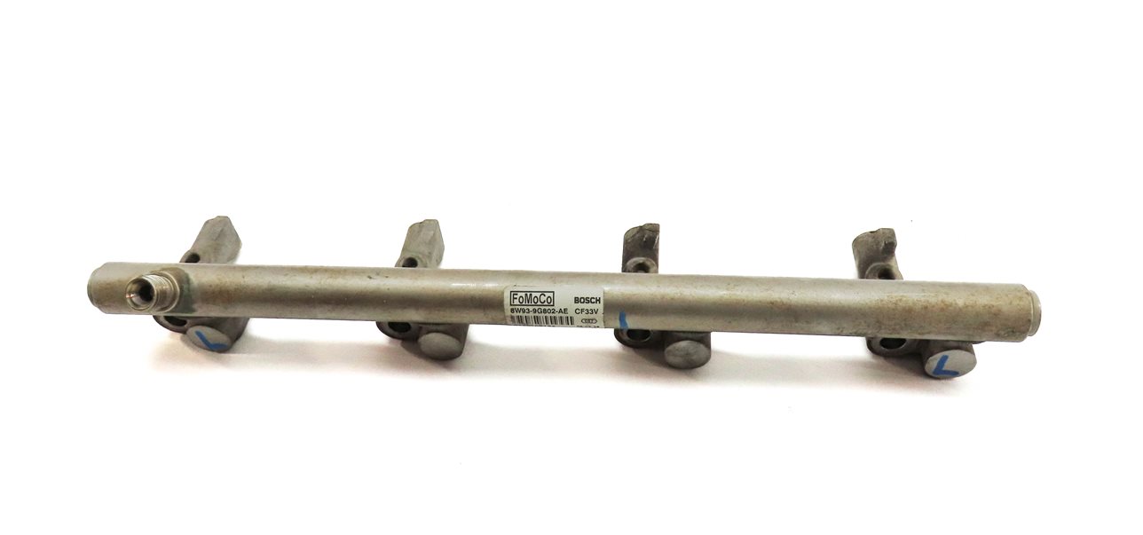 Thumbnail 7: 2010 RANGE ROVER (L322) 5.0L N/A ENGINE LEFT & RIGHT FUEL RAIL INJECTOR RAIL SET