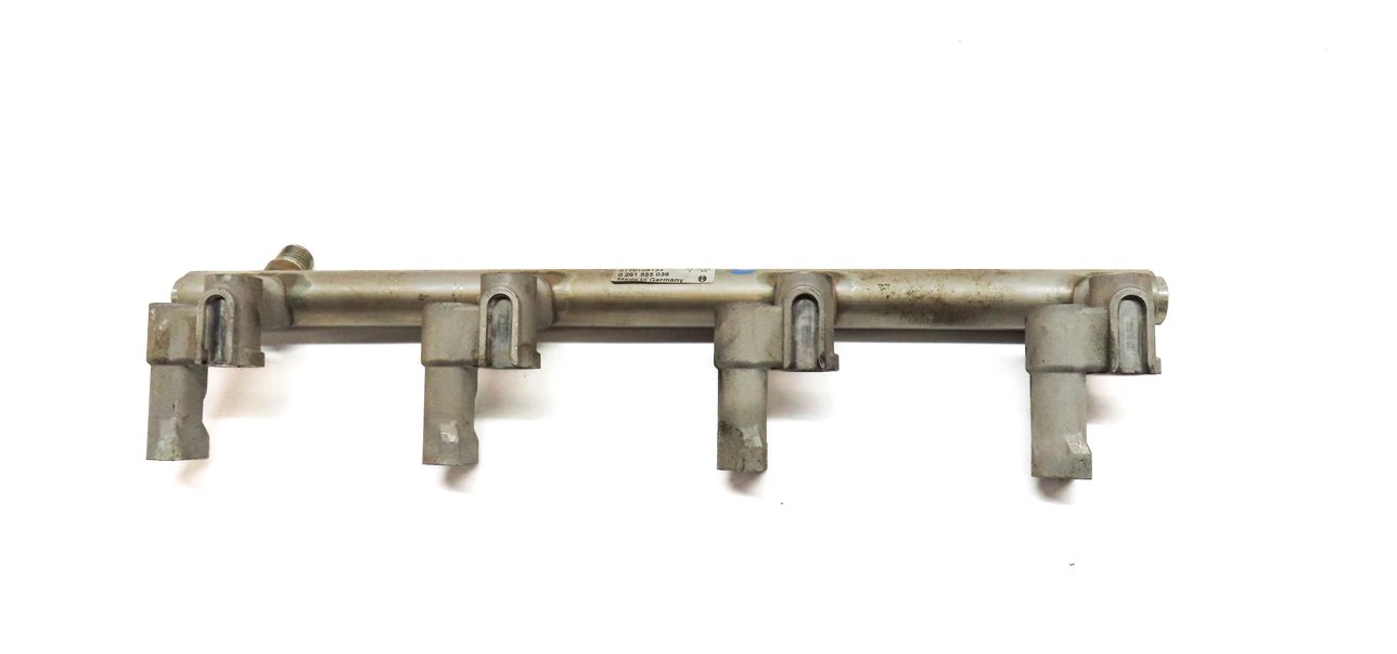 Thumbnail 8: 2010 RANGE ROVER (L322) 5.0L N/A ENGINE LEFT & RIGHT FUEL RAIL INJECTOR RAIL SET