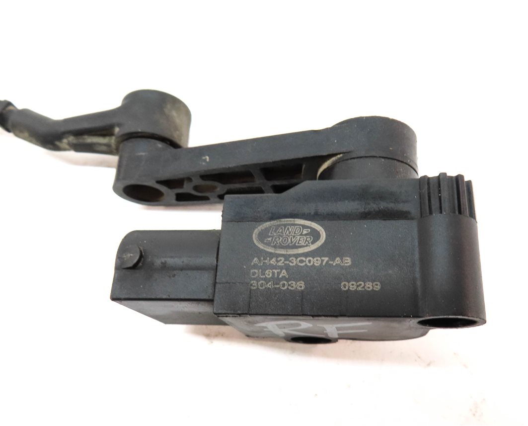 Thumbnail 5: 2010 RANGE ROVER (L322) FRONT RIGHT PASSENGER SUSPENSION HEIGHT LEVEL SENSOR