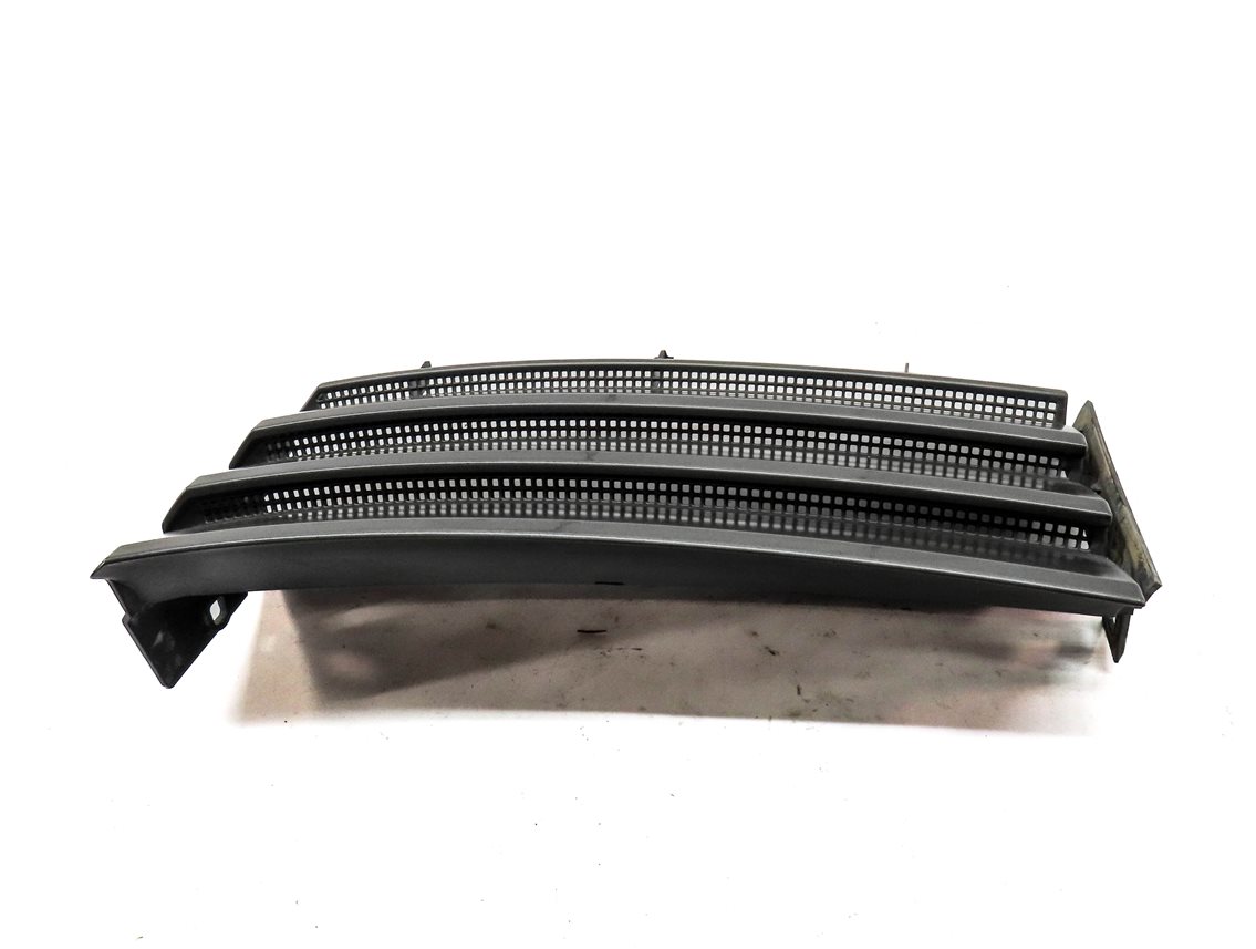 Thumbnail 4: 2010 RANGE ROVER (L322) FRONT RIGHT PASSENGER FENDER VENT AIR GRILLE TRIM (GRAY)