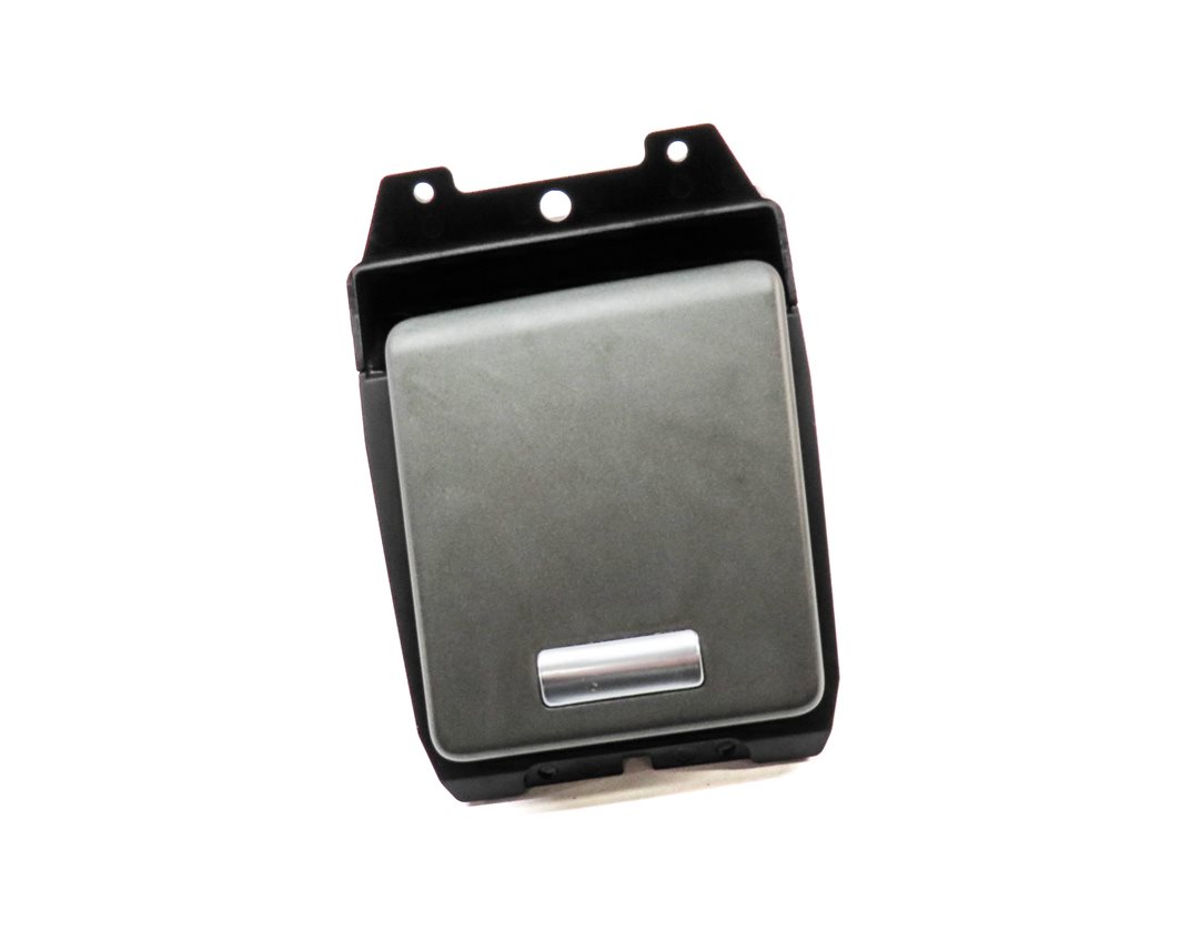 Thumbnail 3: 2010 RANGE ROVER (L322) FRONT CENTER CONSOLE ASH TRAY COMPARTMENT