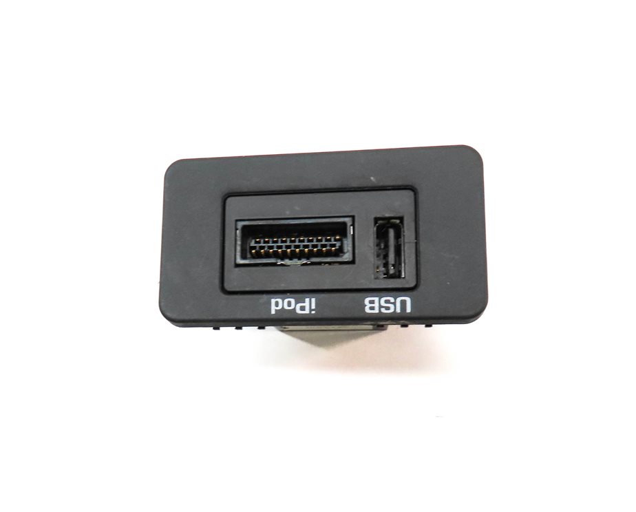 Thumbnail 4: 2010 RANGE ROVER (L322) RADIO STEREO AUX AUXILIARY AUDIO i-POD INTERFACE PLUG