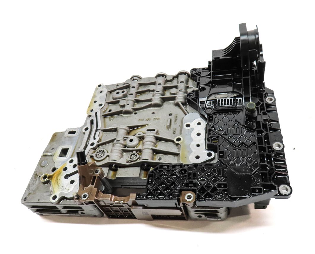 Thumbnail 2: 10-12 LR4 RANGE ROVER SPORT (L320 L322) 5.0L 6HP-28 AUTO TRANSMISSION VALVE BODY
