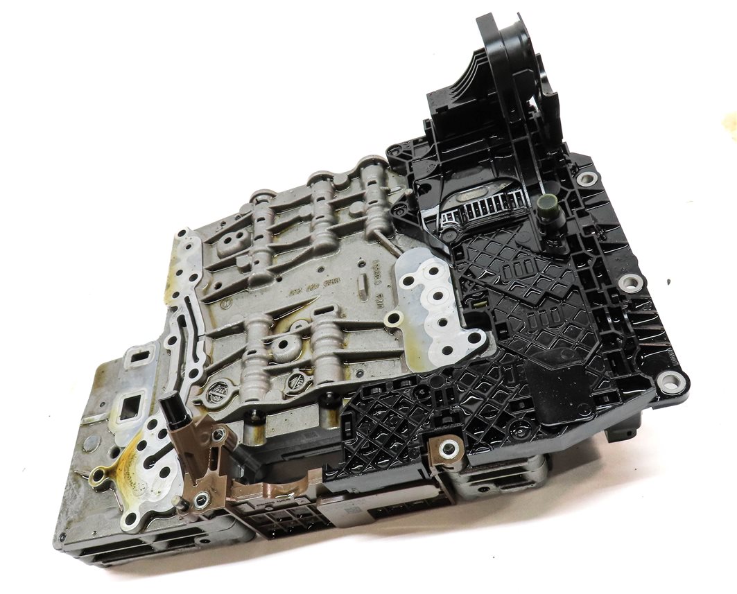 Thumbnail 3: 10-12 LR4 RANGE ROVER SPORT (L320 L322) 5.0L 6HP-28 AUTO TRANSMISSION VALVE BODY