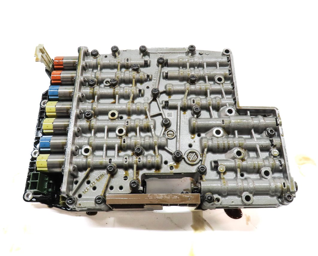 Thumbnail 6: 10-12 LR4 RANGE ROVER SPORT (L320 L322) 5.0L 6HP-28 AUTO TRANSMISSION VALVE BODY
