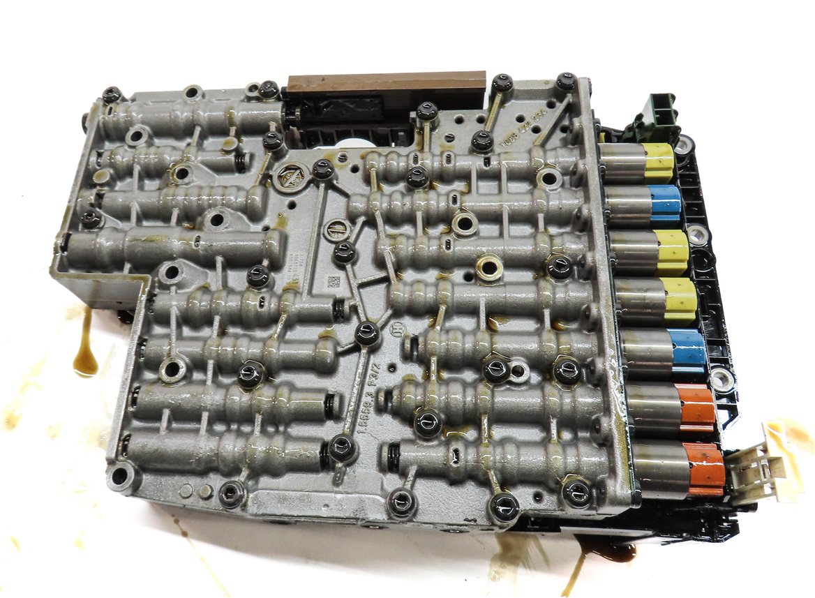 Thumbnail 7: 10-12 LR4 RANGE ROVER SPORT (L320 L322) 5.0L 6HP-28 AUTO TRANSMISSION VALVE BODY