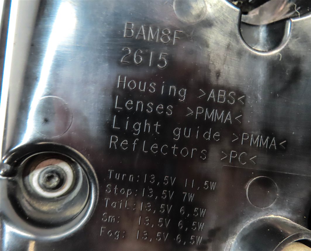 Thumbnail 6: 10-11 RANGE ROVER (L322) LEFT DRIVER TAILLIGHT BRAKE LIGHT LAMP (GRAY HOUSING)