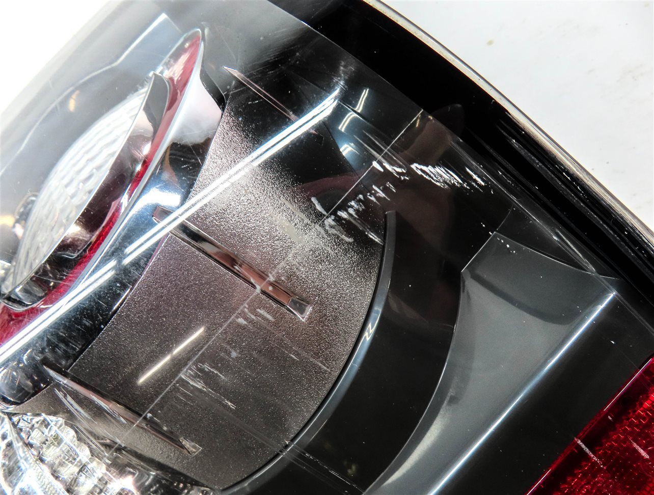 Thumbnail 8: 10-11 RANGE ROVER (L322) LEFT DRIVER TAILLIGHT BRAKE LIGHT LAMP (GRAY HOUSING)