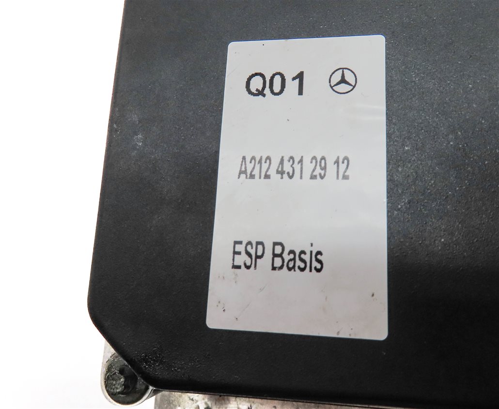 Thumbnail 6: 2010 MERCEDES E350 (W212) ANTI LOCK ABS BRAKE PUMP MODULE