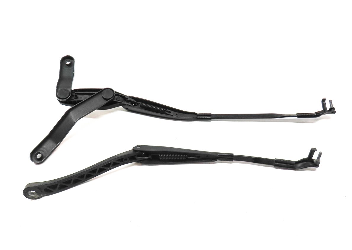 Thumbnail 4: 2010 MERCEDES E350 E63 (W212) FRONT LEFT & RIGHT WINDSHIELD WIPER ARM SET/2