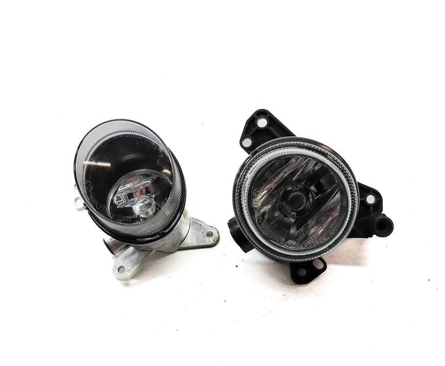 Thumbnail 2: 10-12 MERCEDES E-CLASS A207 C207 W207 W212 FRONT RIGHT PASSENGER FOGLIGHT SET/2