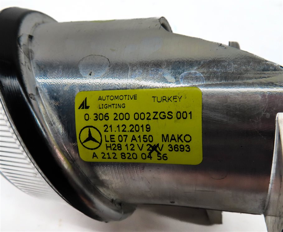 Thumbnail 5: 10-12 MERCEDES E-CLASS A207 C207 W207 W212 FRONT RIGHT PASSENGER FOGLIGHT SET/2