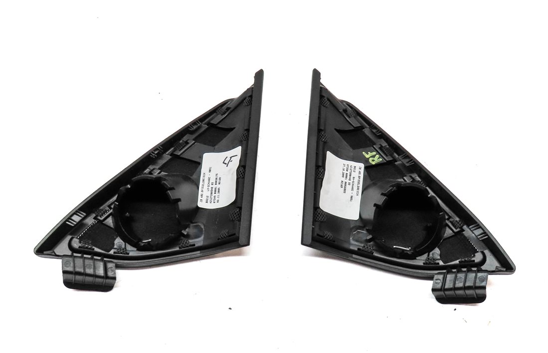 Thumbnail 4: 10 MERCEDES E350 (W212) FRONT LEFT & RIGHT DOOR PILLAR HARMAN KARDON SPEAKER SET