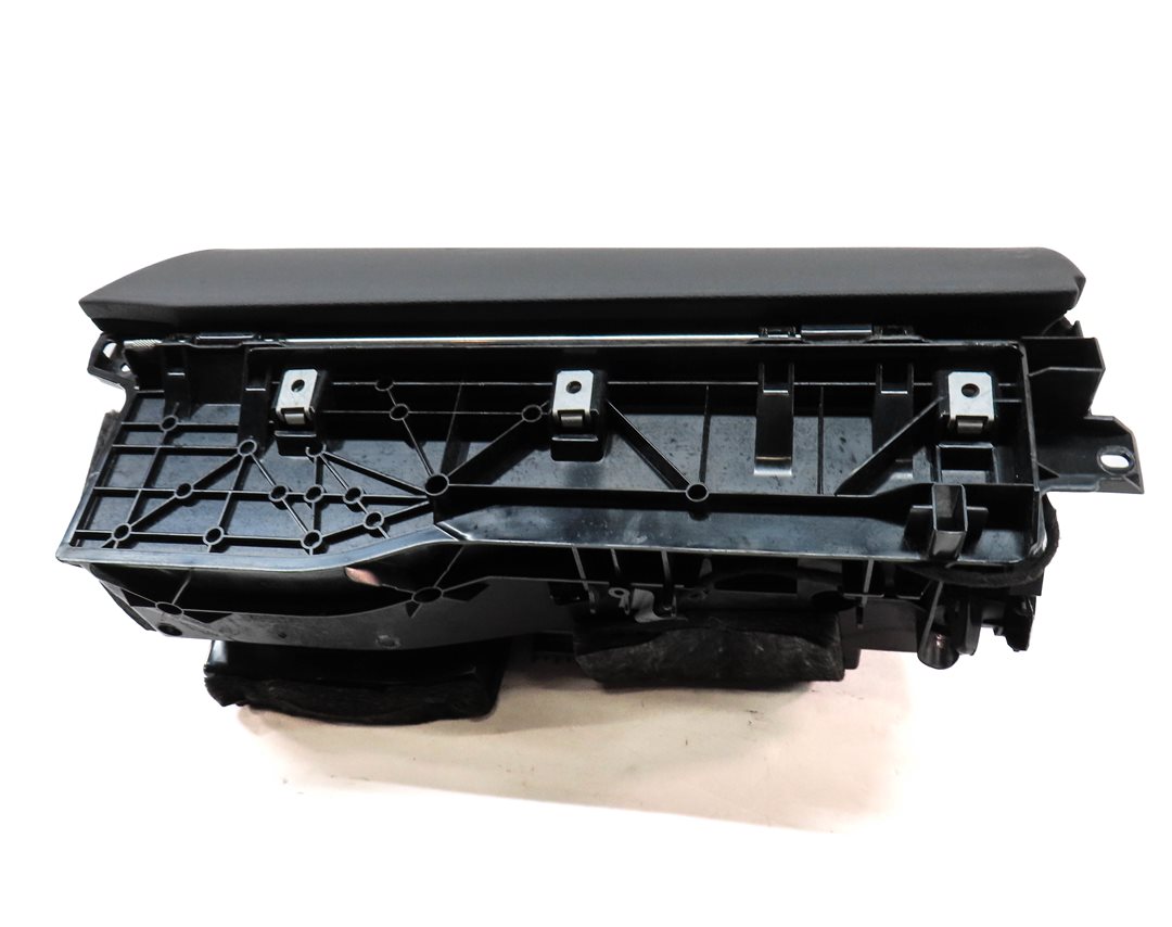 Thumbnail 4: 10-12 MERCEDES E350 E63 E550 W212 FRONT RIGHT PASSENGER GLOVEBOX (Black)