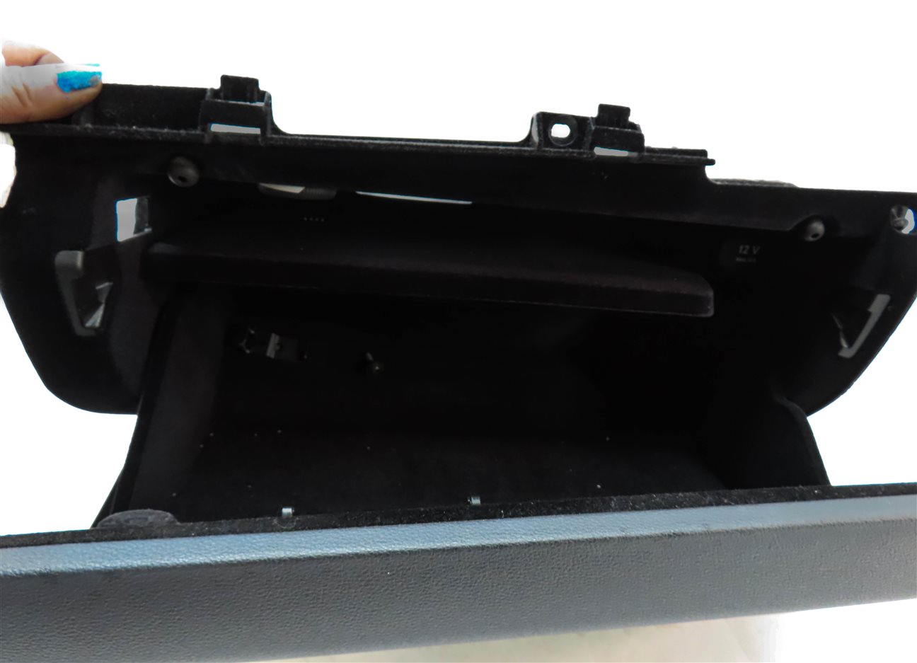 Thumbnail 6: 10-12 MERCEDES E350 E63 E550 W212 FRONT RIGHT PASSENGER GLOVEBOX (Black)
