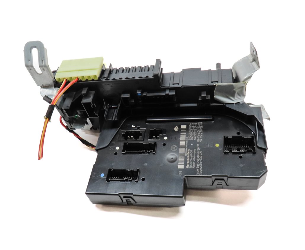 Thumbnail 6: 2010-2012 MB E350 E550 E63 CLS550 CLS63 W212 W219 REAR SIGNAL ACQUISITION MODULE