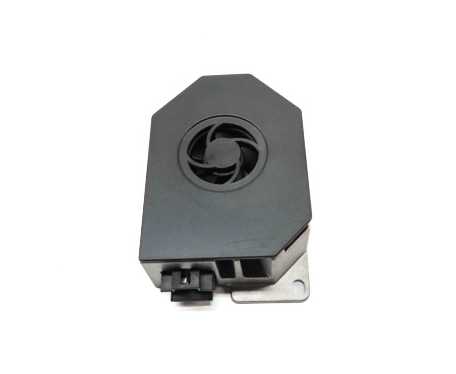 Thumbnail 2: 2010 MERCEDES E350 (W212) STEREO AUDIO SOUND SYSTEM SUB WOOFER AMPLIFIER AMP