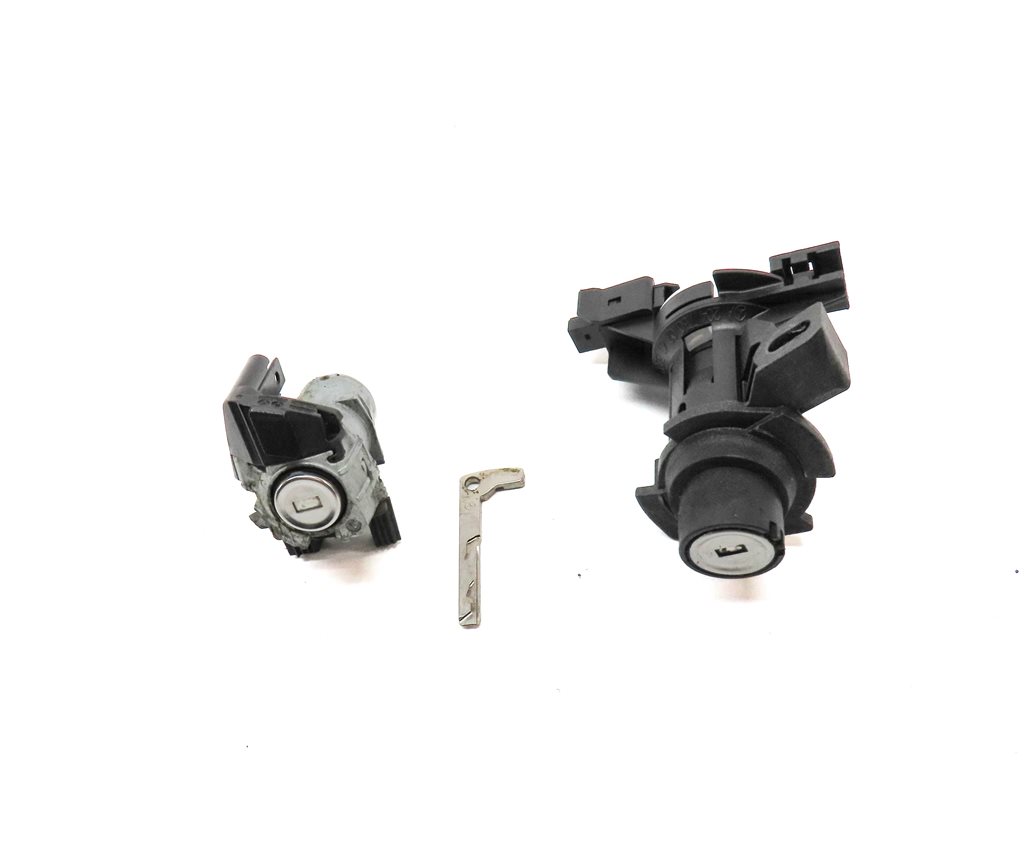Thumbnail 2: 10 MERCEDES E350 (W212) FRONT DRIVER DOOR REAR TRUNK LID LOCK CYLINDER KEY SET/3