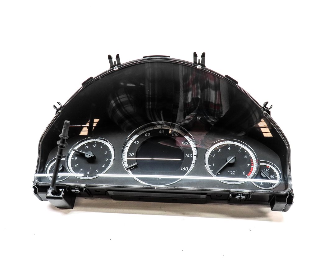 Thumbnail 3: 2010 MERCEDES E350 E550 (W212) SPEEDOMETER INSTRUMENT GAUGE CLUSTER (76k)
