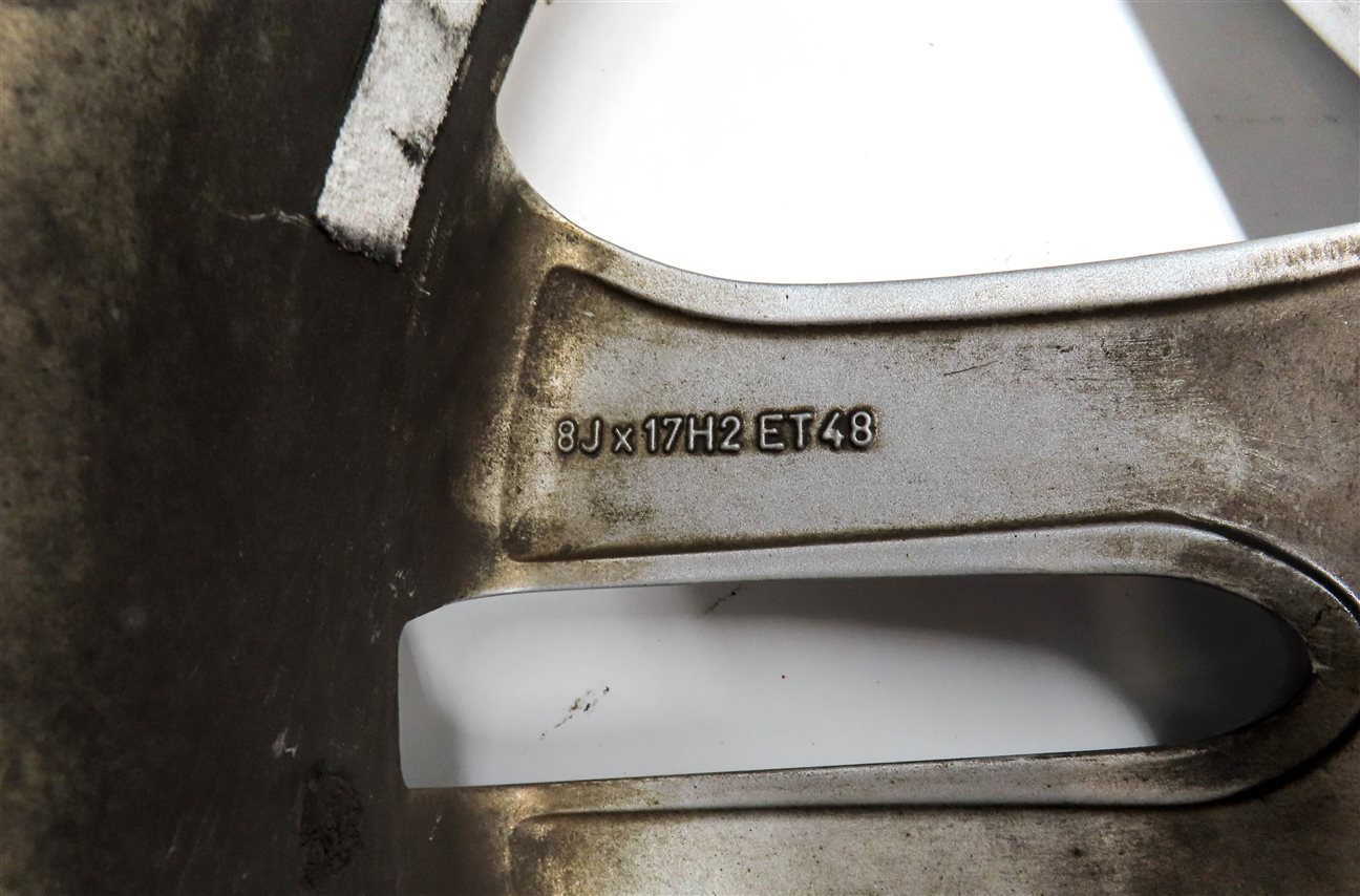 Thumbnail 5: 10-11 MERCEDES E350 E550 (W212) 17X8 10 SPOKE 5 PAIR ALUMINUM WHEEL RIM