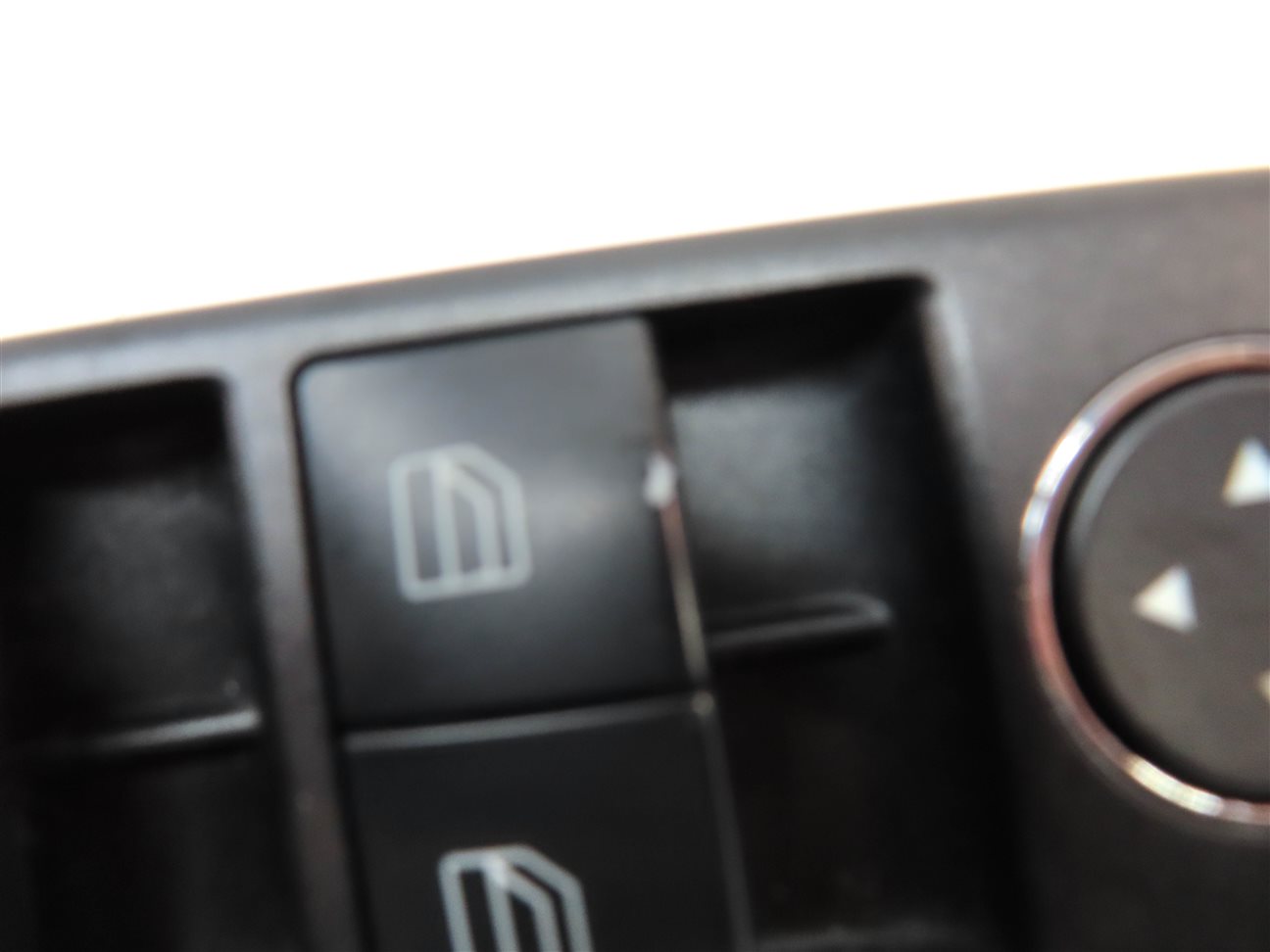 Thumbnail 7: 08-12 MERCEDES C250 C300 E350 E550 GLK350 (W204 W212 X204) DRIVER WINDOW SWITCH