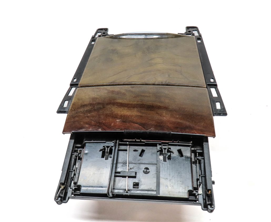 Thumbnail 4: 2010 MERCEDES E350 (W212) FRONT CENTER CONSOLE SLIDE CUP HOLDER ASHTRAY (Walnut)