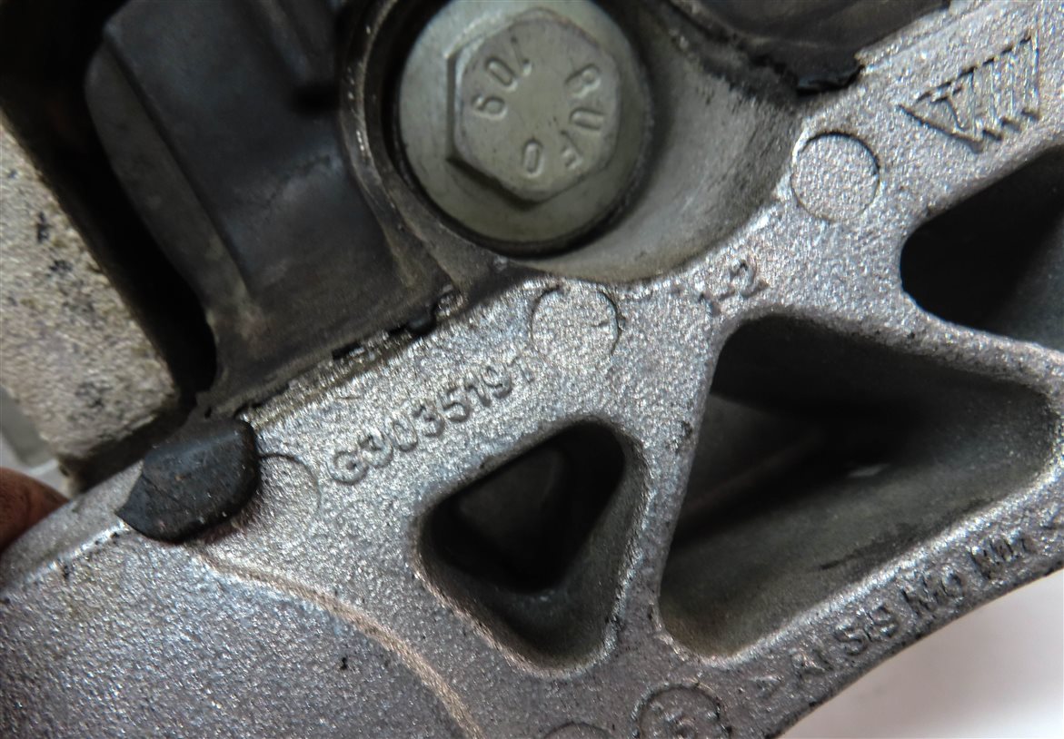 Thumbnail 7: 2016 LAND ROVER DISCOVERY SPORT (L550) 2.0L ENGINE REAR TRANSMISSION MOTOR MOUNT