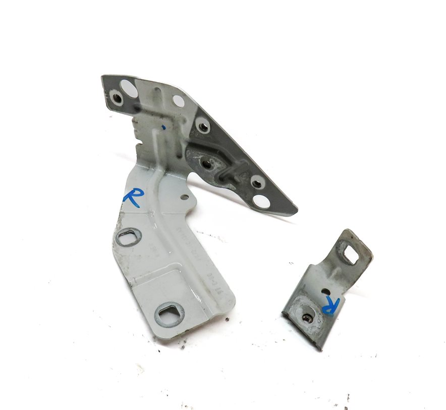 Thumbnail 1: 2016 LAND ROVER DISCOVERY SPORT (L550) FRONT RIGHT FENDER MOUNT BRACKET SET 2