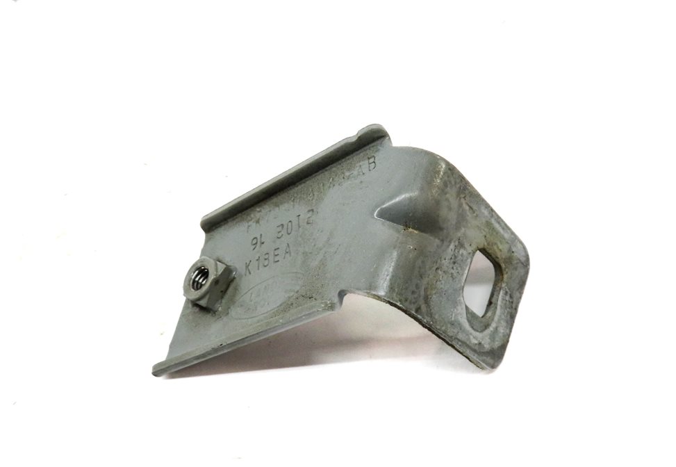 Thumbnail 5: 2016 LAND ROVER DISCOVERY SPORT (L550) FRONT LEFT FENDER MOUNT BRACKET SET 2