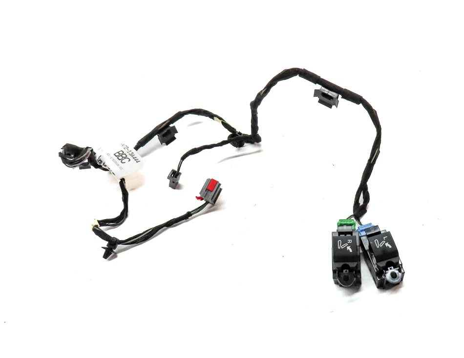 Thumbnail 3: 2016 LAND ROVER DISCOVERY SPORT L550 FOLDING 2ND ROW SEAT SWITCH SET 2 & HARNESS