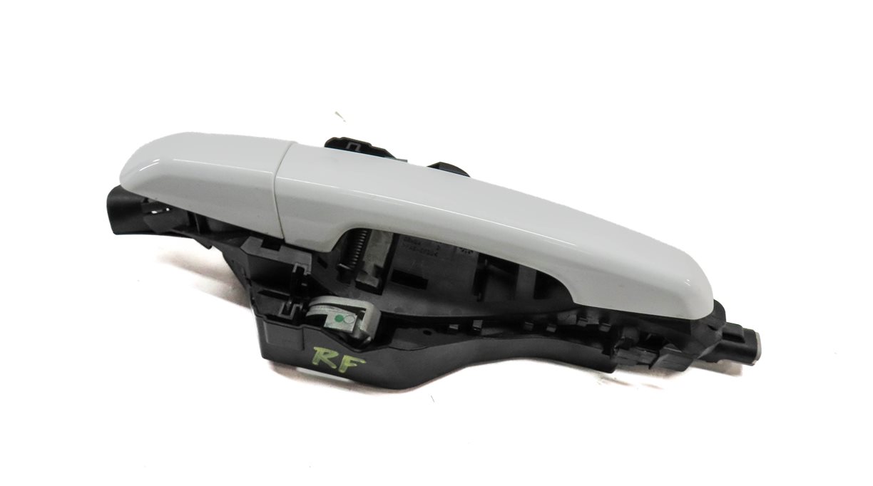 Thumbnail 1: 15-19 LAND ROVER DISCOVERY SPORT (L550) FRONT RIGHT PASSIVE DOOR HANDLE (White)