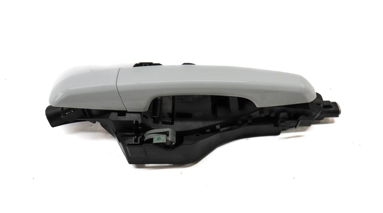 Thumbnail 2: 15-19 LAND ROVER DISCOVERY SPORT (L550) REAR LEFT PASSIVE DOOR HANDLE (White)