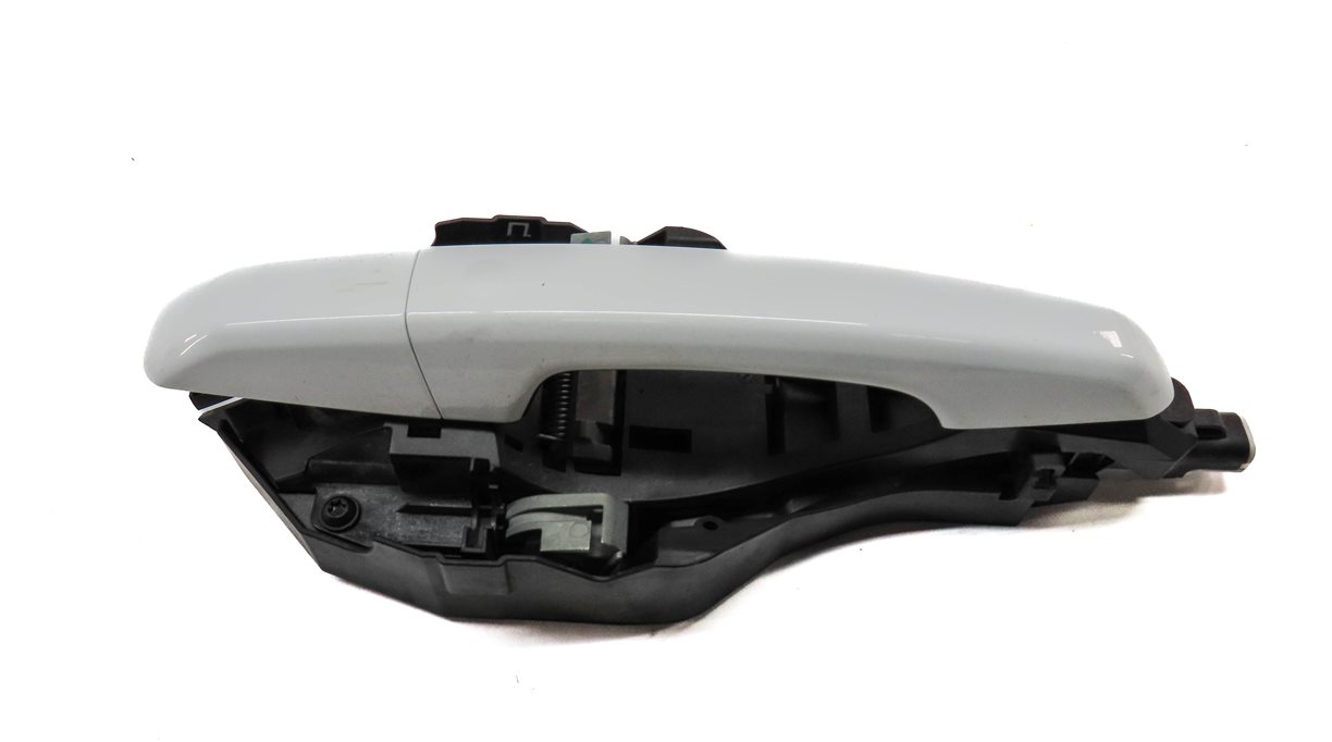 Thumbnail 2: 15-19 LAND ROVER DISCOVERY SPORT (L550) LEFT FRONT PASSIVE DOOR HANDLE (White)