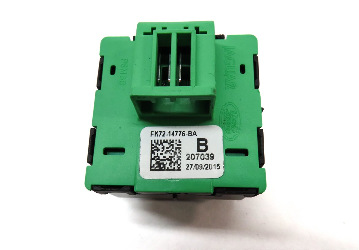 Thumbnail 6: 2016 LAND ROVER DISCOVERY SPORT (L550) FRONT RIGHT MEMORY SEAT SWITCH BUTTON
