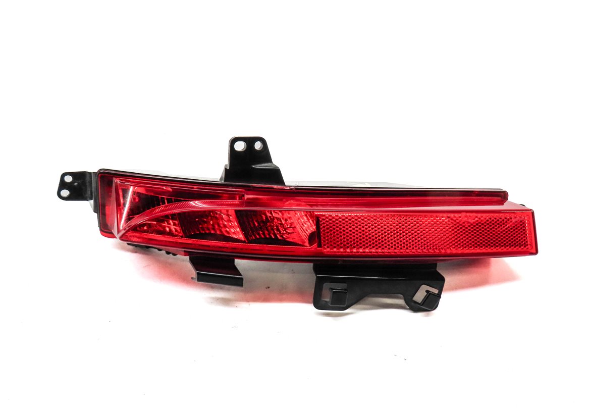 Thumbnail 2: 15-19 LAND ROVER DISCOVERY SPORT (L550) LEFT REAR BUMPER TAILLIGHT LIGHT LAMP