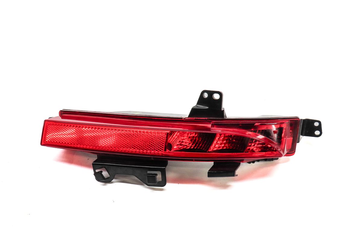 Thumbnail 2: 15-19 LAND ROVER DISCOVERY SPORT (L550) RIGHT REAR BUMPER TAILLIGHT LIGHT LAMP