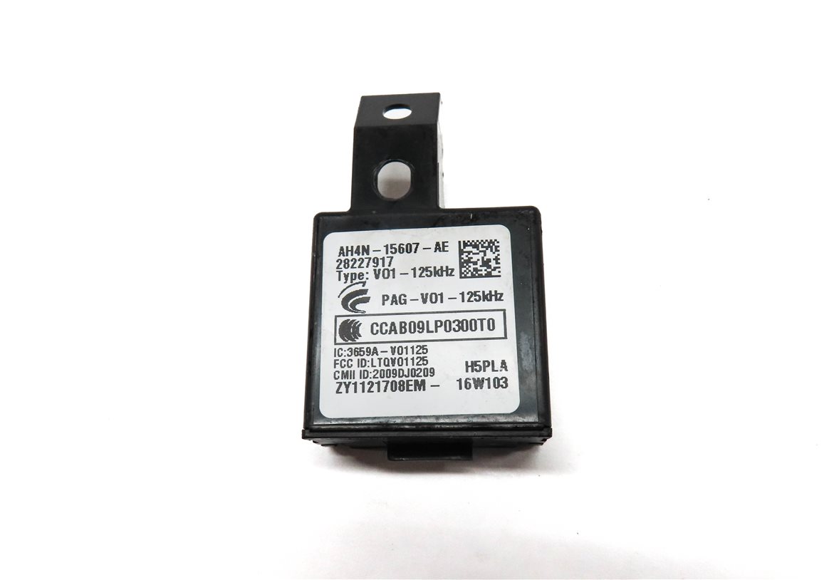 Thumbnail 9: 16 DISCOVERY SPORT L550 2.0L SPEEDOMETER BODY ECM ECU ENGINE MODULE & KEY SET