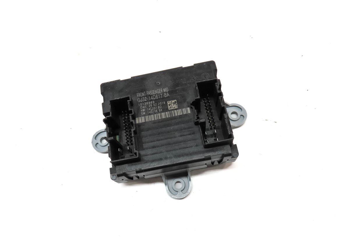 Thumbnail 3: 2016 LAND ROVER DISCOVERY SPORT (L550) FRONT RIGHT DOOR CONTROL MODULE