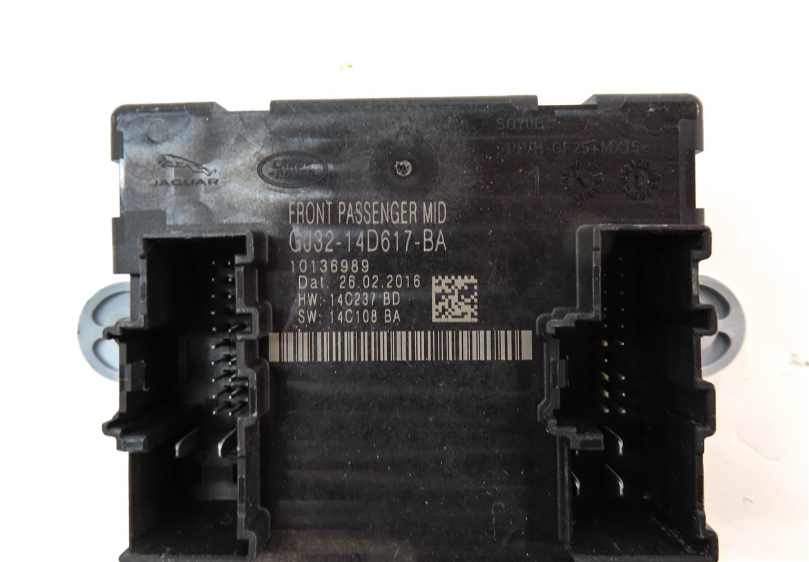 Thumbnail 4: 2016 LAND ROVER DISCOVERY SPORT (L550) FRONT RIGHT DOOR CONTROL MODULE