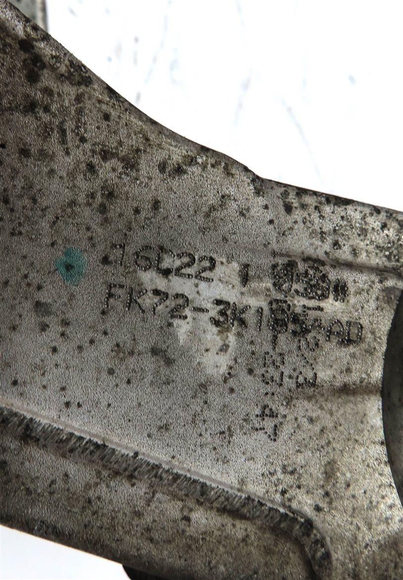 Thumbnail 7: 2015-2019 DISCOVERY SPORT EVOQUE (L538 L550) RIGHT FRONT SPINDLE KNUCKLE HUB