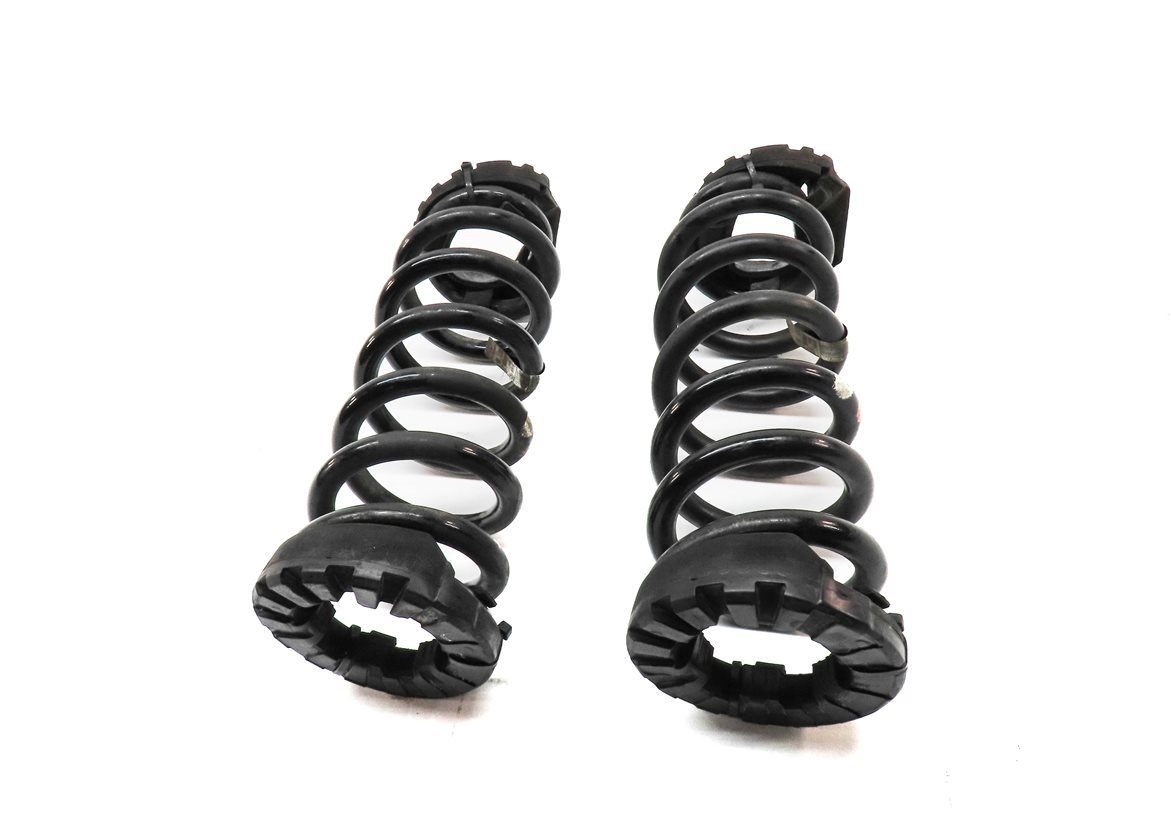 Thumbnail 2: 2015-2019 LAND ROVER DISCOVERY SPORT (L550) REAR SUSPENSION COIL SPRING SET-2