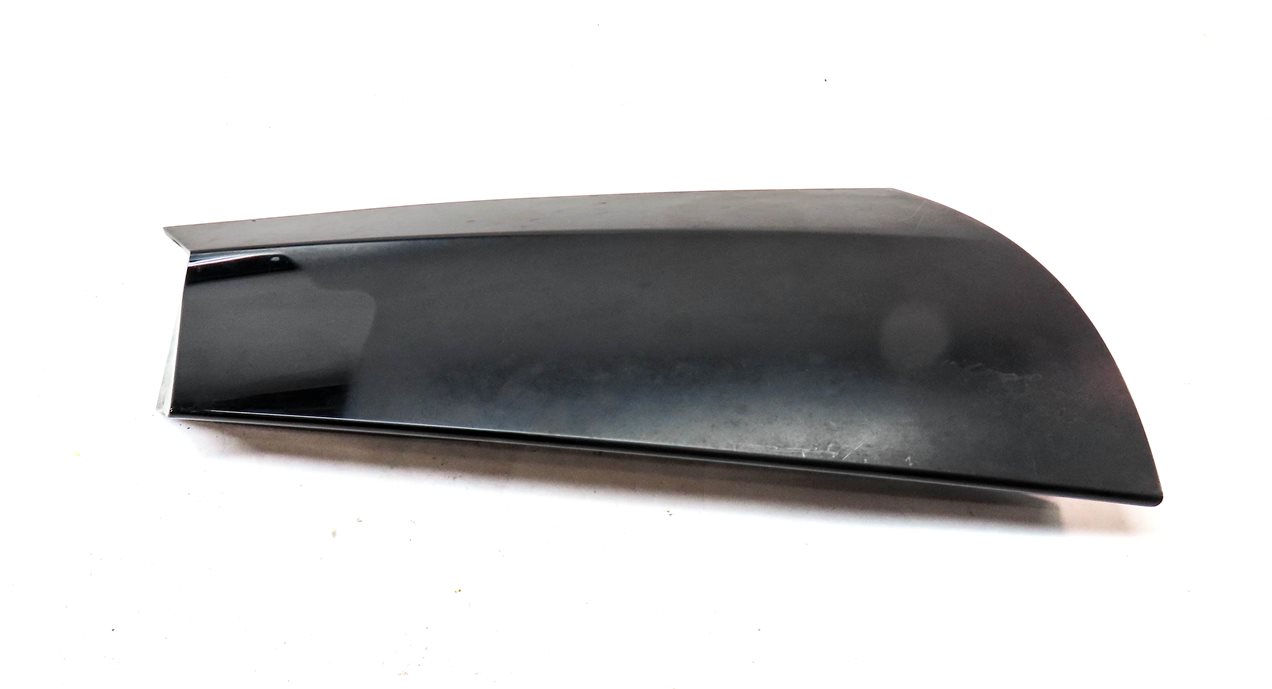 Thumbnail 4: 2016 LAND ROVER DISCOVERY SPORT (L550) REAR RIGHT UPPER PILLAR TRIM