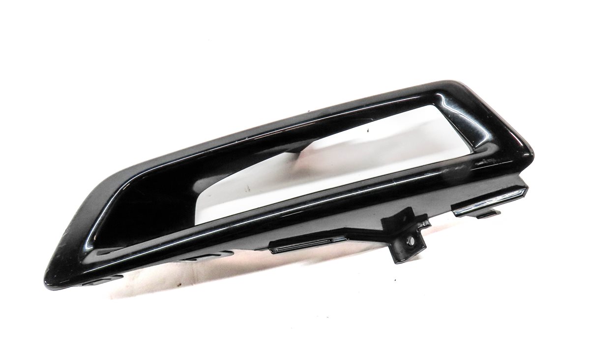 Thumbnail 3: 2016 LAND ROVER DISCOVERY SPORT L550 FRONT RIGHT BUMPER FOGLIGHT FOG LIGHT TRIM