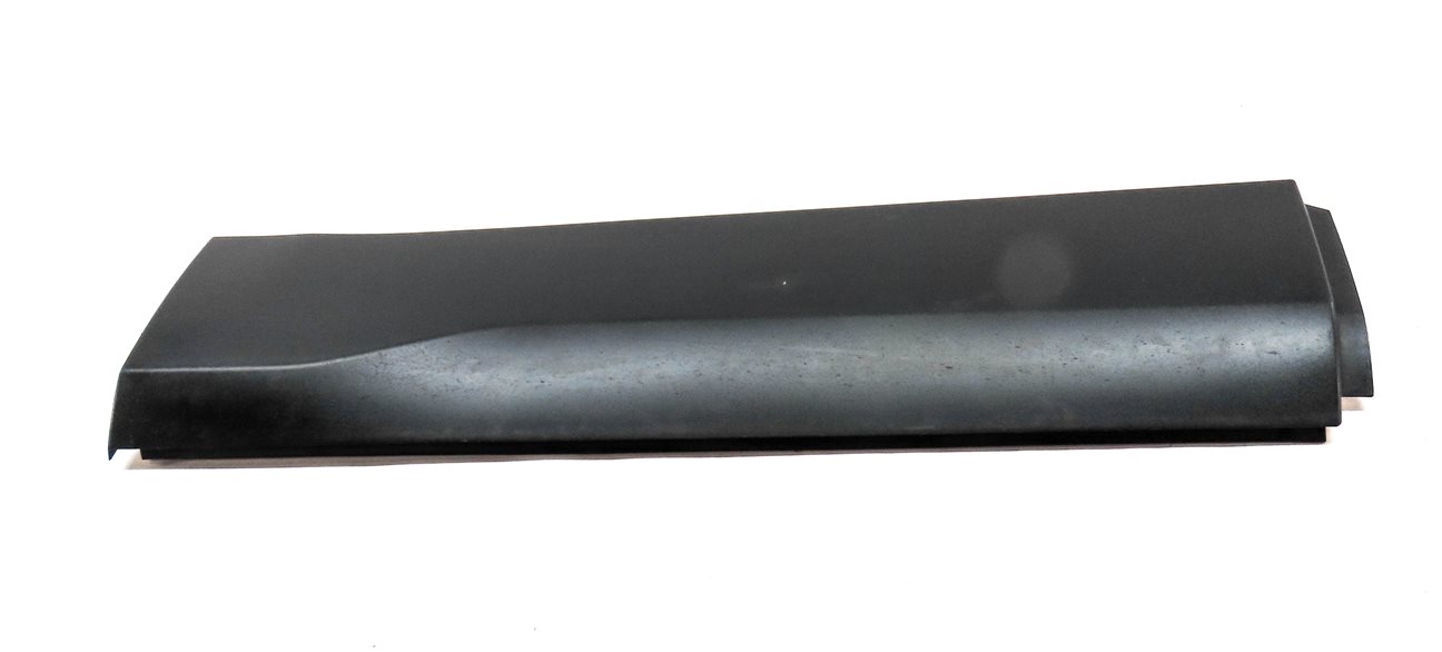 Thumbnail 2: 2016 LAND ROVER DISCOVERY SPORT (L550) REAR RIGHT LOWER DOOR MOULDING TRIM
