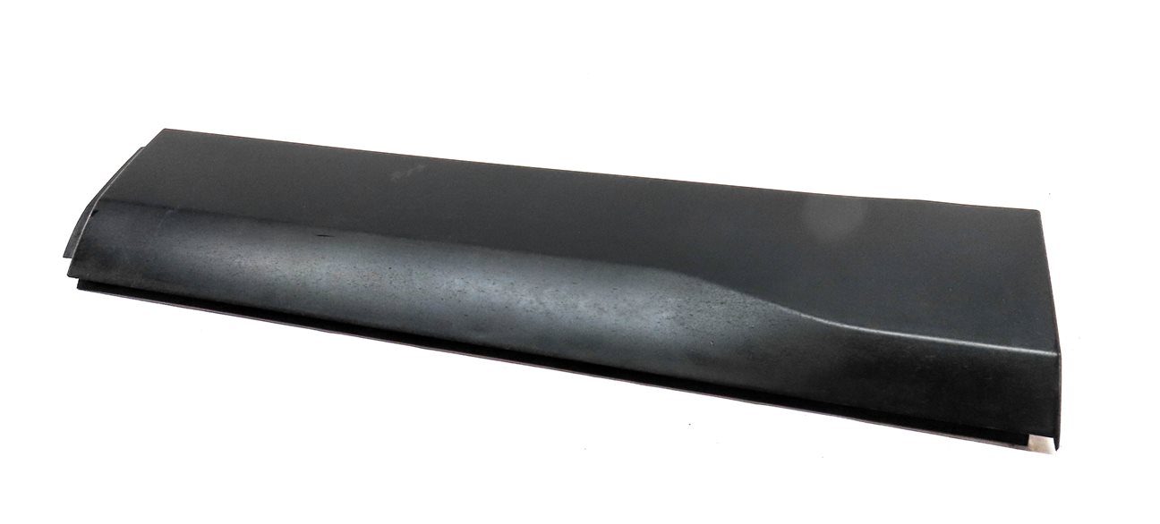 Thumbnail 1: 2016 LAND ROVER DISCOVERY SPORT (L550) REAR LEFT LOWER DOOR MOULDING TRIM