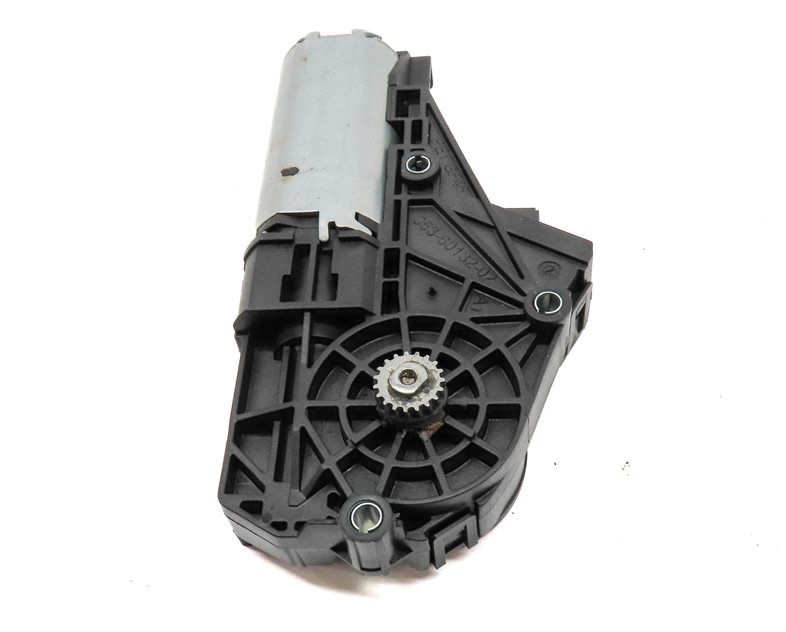 Thumbnail 4: 2010-2017 BMW 535iGT 550iGT (F07) PANORAMIC SUNROOF WINDOW MOTOR