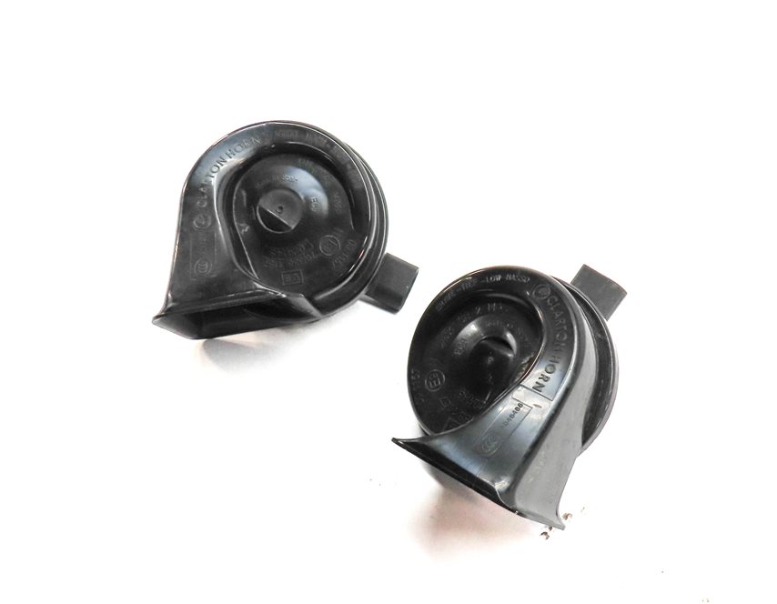 Thumbnail 1: 2011-2016 BMW 528i 535i 535iGT 550i 550iGT M5 (F10 F07) HIGH & LOW TONE HORN SET
