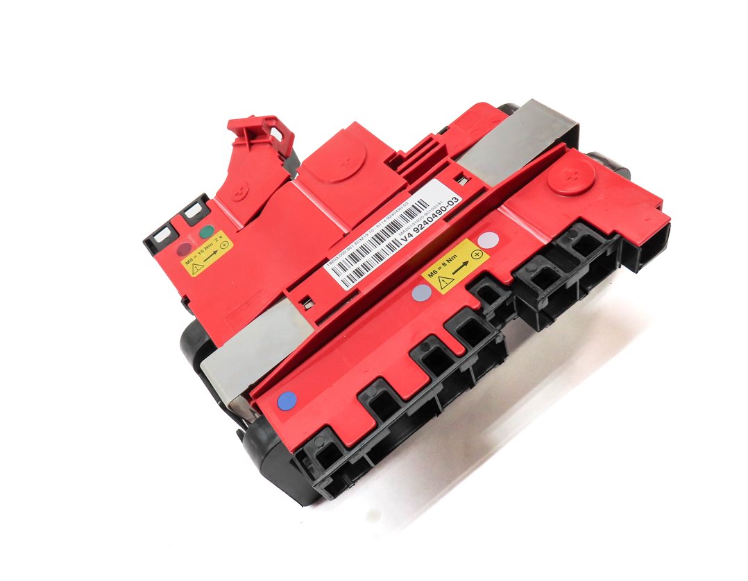 Thumbnail 3: 2011 BMW 535XIGT (F07) 3.0L (N55) POSITIVE BATTERY TERMINAL JUNCTION PLATE