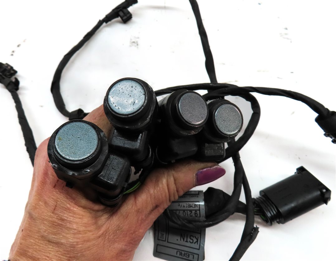 Thumbnail 5: 11 BMW 535XIGT (F07) FRONT PARK ASSIST PDC DISTANCE CONTROL SENSOR SET/4 (Blue)
